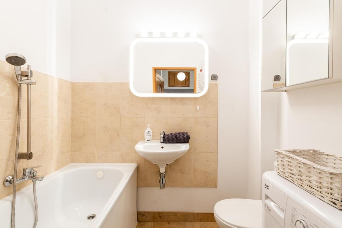 Coriander Apartment City Center วอร์ซอ ภายนอก รูปภาพ